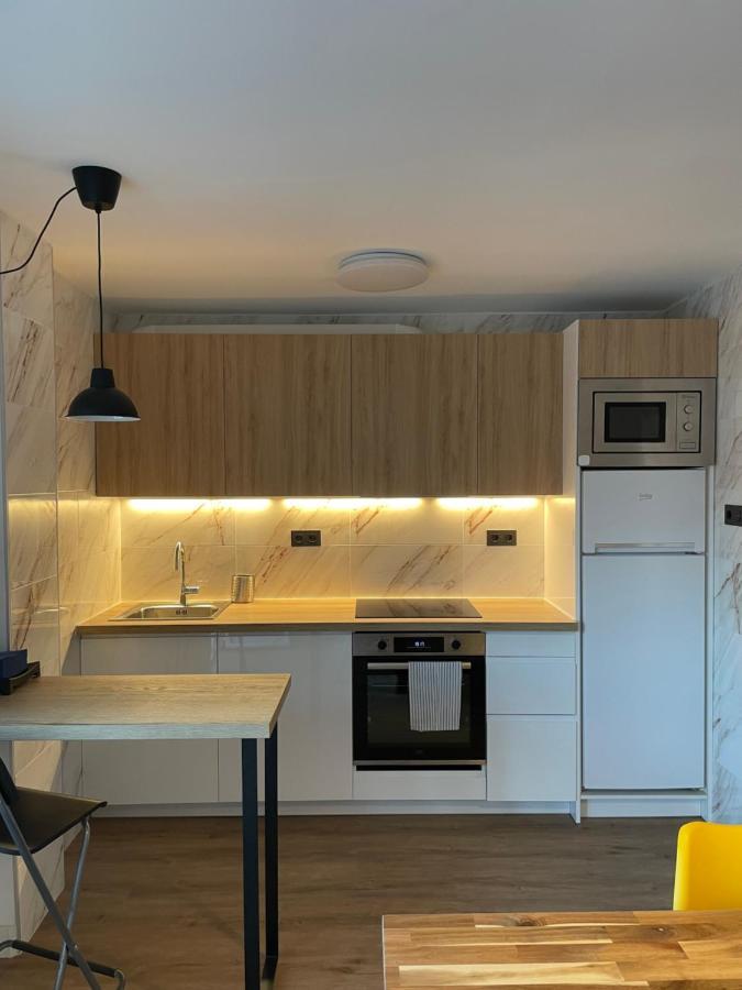 Cozy Apartment 6' From San Sebastian + Parking Usúrbil Exteriör bild