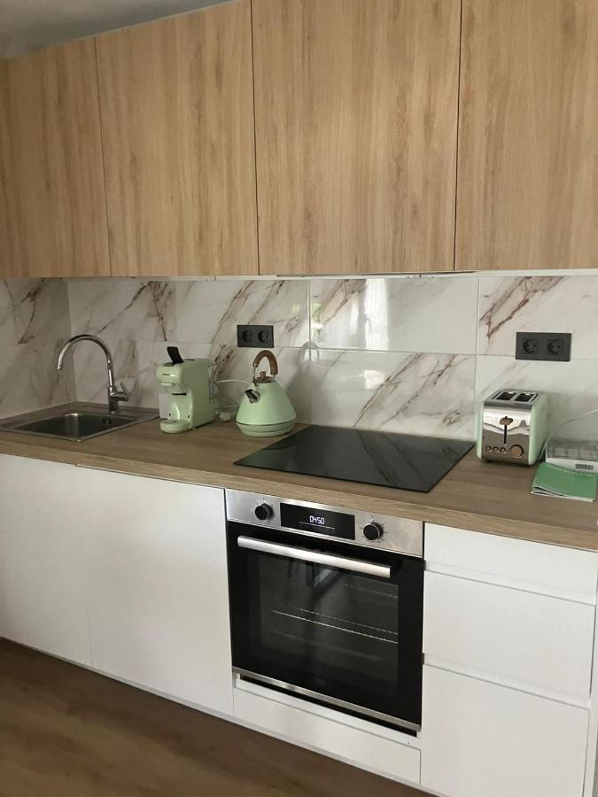 Cozy Apartment 6' From San Sebastian + Parking Usúrbil Exteriör bild