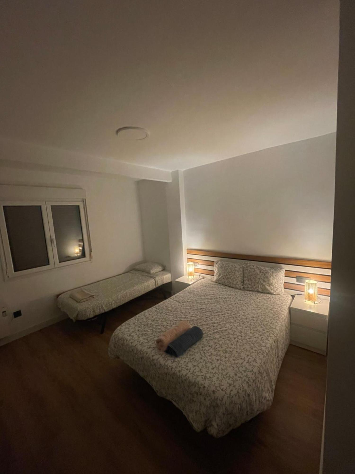 Cozy Apartment 6' From San Sebastian + Parking Usúrbil Exteriör bild